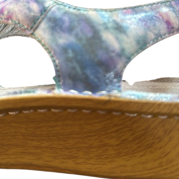 Alegria Kendra Leather T Strap Sandals Blue Pattern Size 8-8.5 - Picture 3 of 8